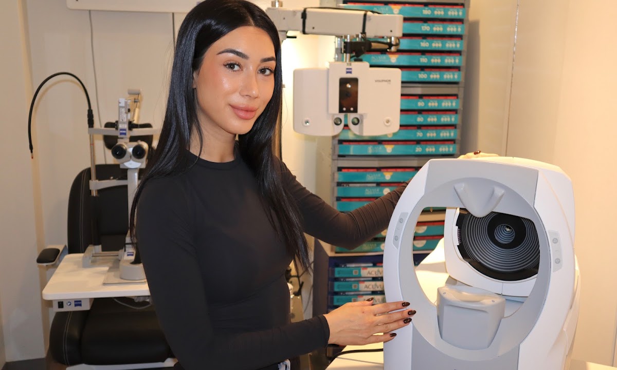 Miami Eye Doctor - Dr. Rachel Shlomov, OD