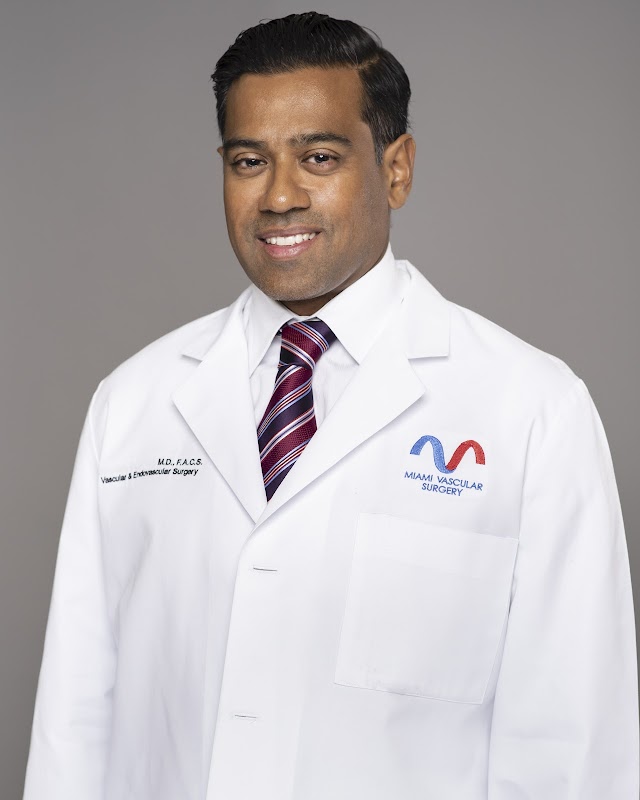 Dr. Cham Jayanetti