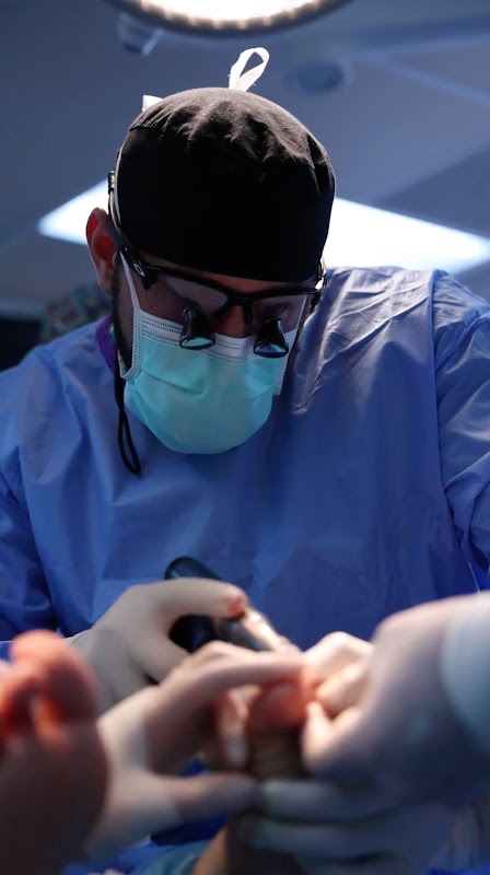 Dr. Ray Lopez, DPM