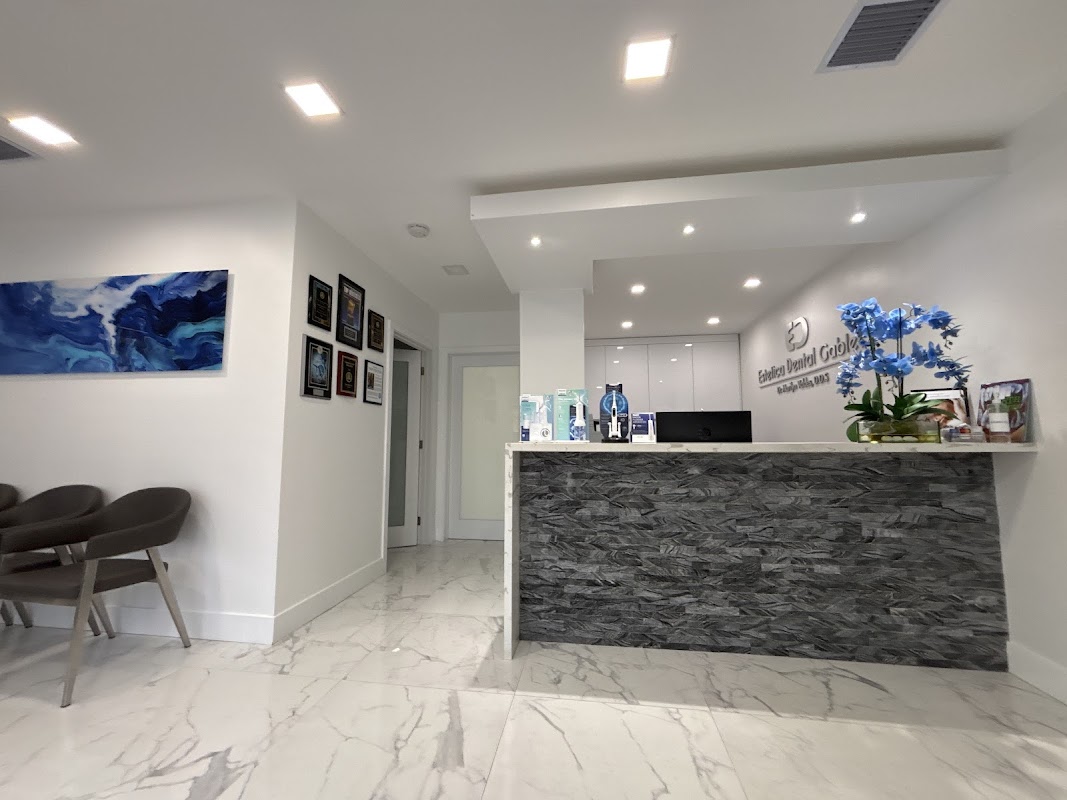 Estetica Dental Gables Inc