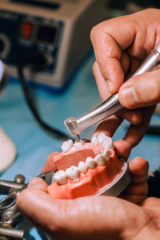 Dr. Neto Dental Courses